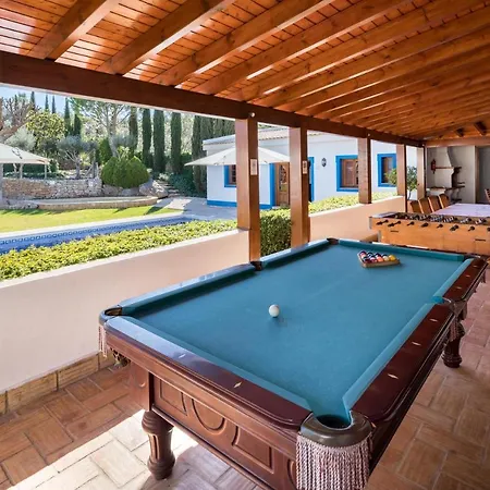 Sleeps 10 Pool Wifi فيلة